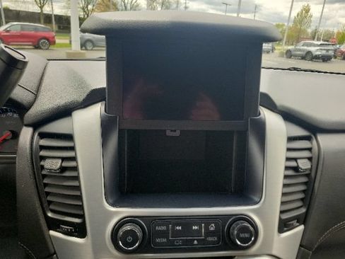 Used 2019 GMC Yukon SLE w/ SLE Value Package AWD/4WD image 35