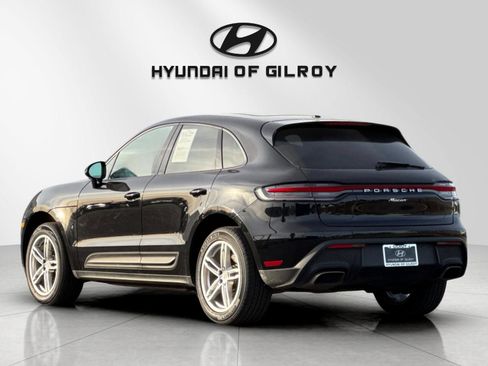 Used 2024 Porsche Macan AWD/4WD image 3