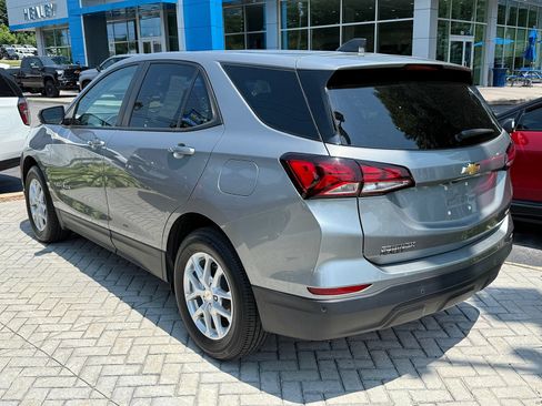Certified 2023 Chevrolet Equinox LS w/ LS Convenience Package AWD/4WD image 4