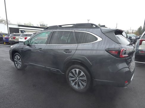 Used 2024 Subaru Outback Limited AWD/4WD image 4