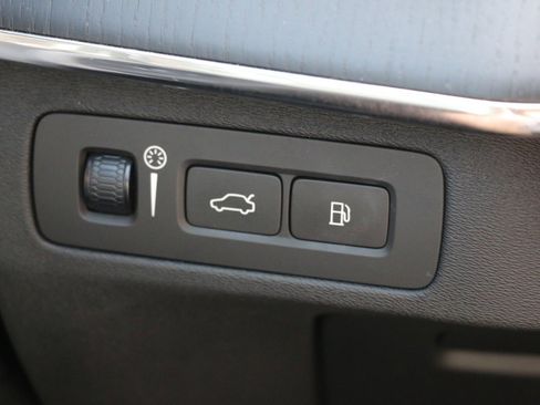 Used 2021 Volvo XC90 T8 Inscription image 22