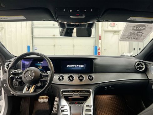 Used 2022 Mercedes-Benz AMG GT 43 image 10