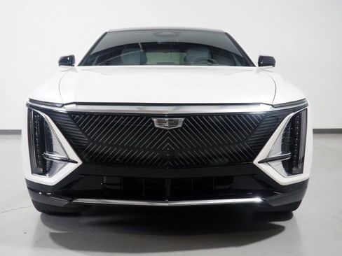 Used 2024 Cadillac Lyriq AWD Luxury image 59