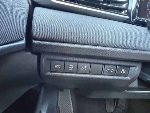 Used 2025 Toyota Camry LE FWD image 26