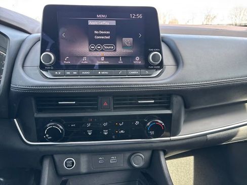 Used 2023 Nissan Rogue S image 20