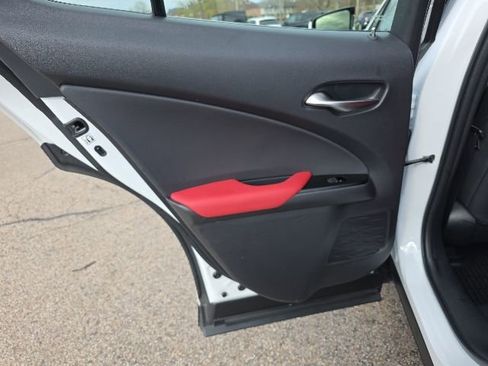 Used 2023 Lexus UX 250h F Sport AWD/4WD image 17