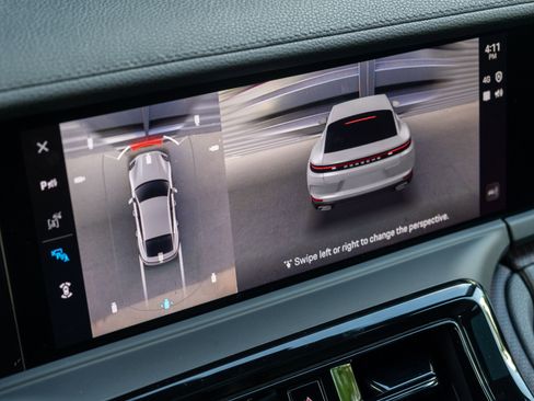 Certified 2024 Porsche Panamera 4 AWD/4WD image 32