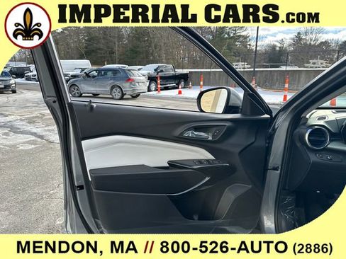 New 2026 Chevrolet Trax LT w/ LT Convenience Package image 19