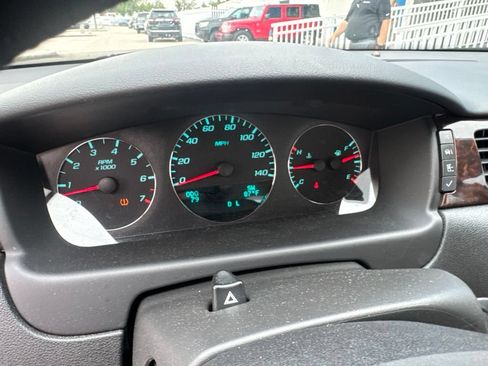 Used 2016 Chevrolet Impala LTZ FWD image 5