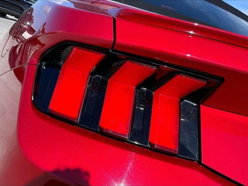 Used 2024 Ford Mustang GT Premium RWD image 31