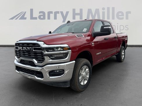 New 2025 RAM 2500 Big Horn image 4