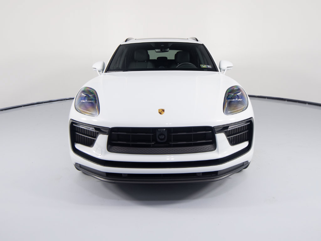 Certified 2026 Porsche Macan S AWD/4WD image 13