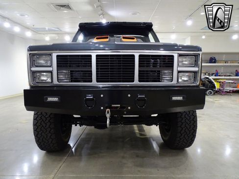 Used 1987 GMC Jimmy 4WD image 9