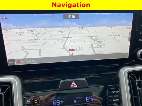 Used 2022 Kia Sorento S w/ Panoramic Sunroof Package image 11