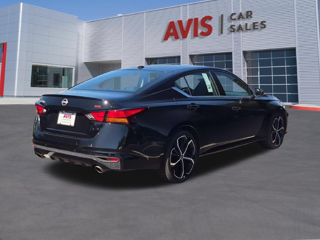 Used 2025 Nissan Altima 2.5 SR FWD image 6