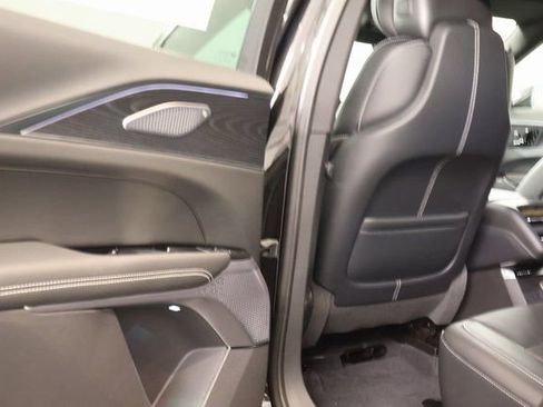 New 2026 Cadillac Lyriq Signature Luxury image 26