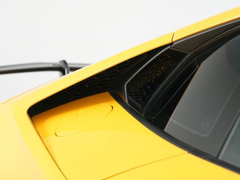 Used 2018 Lamborghini Huracan Performante image 75