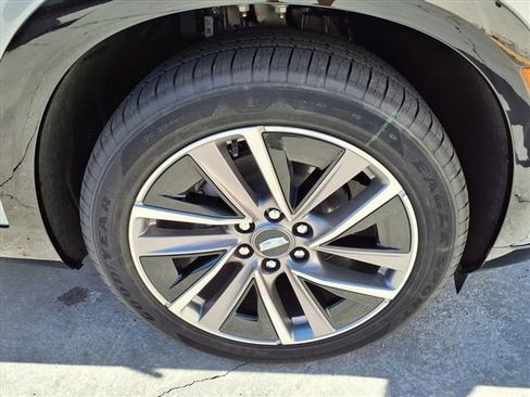 Used 2026 Cadillac Vistiq Sport AWD/4WD image 7