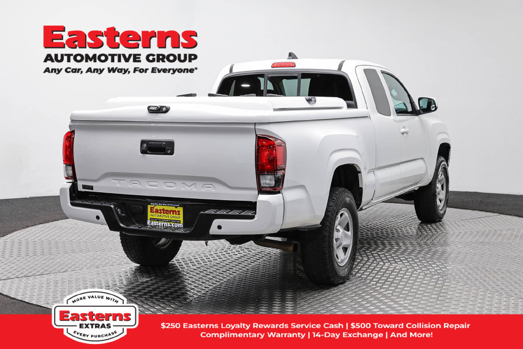 Used 2023 Toyota Tacoma SR RWD image 6