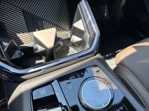 Used 2025 BMW X3 xDrive30i w/ M Sport Package image 21