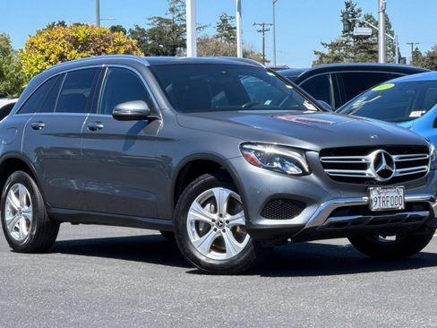 Used 2018 Mercedes-Benz GLC 350e 4MATIC image 2
