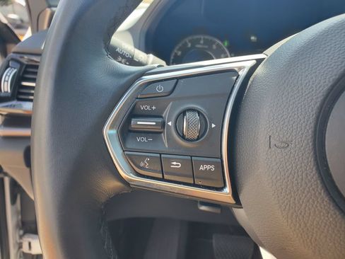 Used 2025 Acura RDX SH-AWD image 25