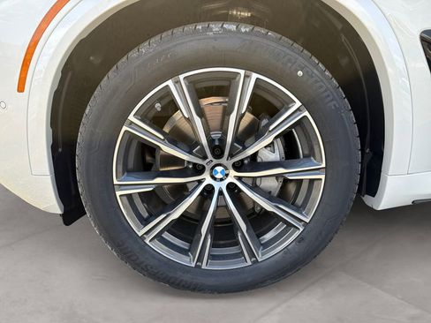 New 2026 BMW X5 xDrive40i AWD/4WD image 14