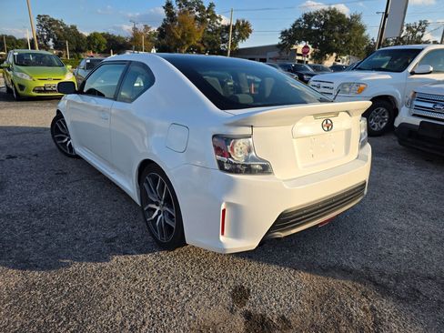 Used 2015 Scion tC image 5