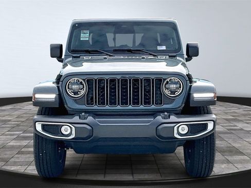 New 2026 Jeep Gladiator Sport image 20