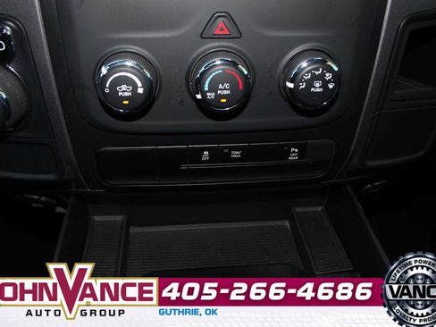 Used 2024 RAM 1500 Classic Warlock image 34