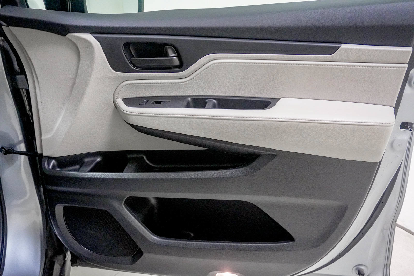Used 2025 Honda Odyssey EX-L image 33