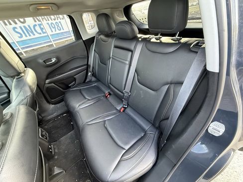 Used 2017 Jeep Compass Limited image 11