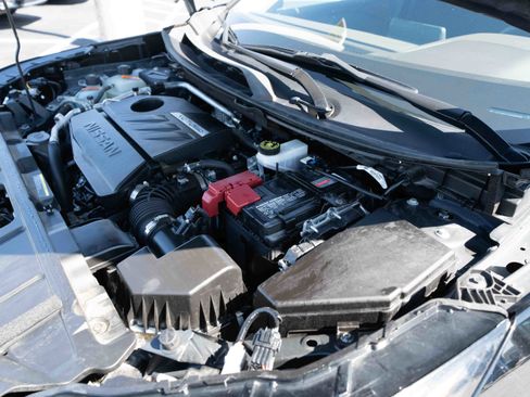 Used 2023 Nissan Rogue S FWD image 33