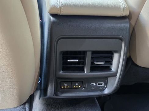 Used 2025 Cadillac XT4 Premium Luxury FWD image 11