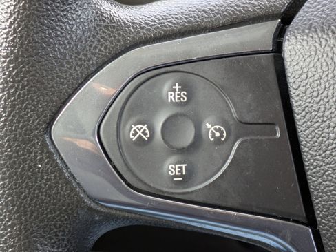 Used 2018 Chevrolet Traverse LS image 26