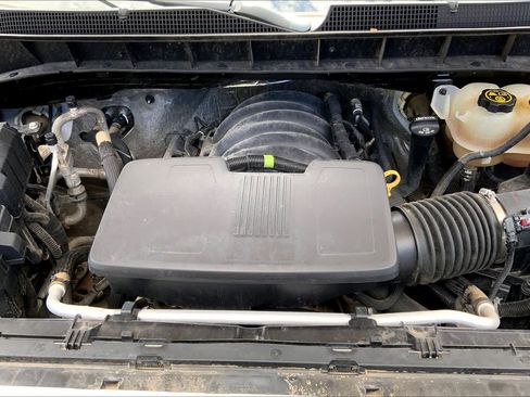 Used 2020 Chevrolet Silverado 1500 Custom w/ Infotainment Package RWD image 30