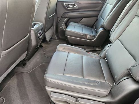 Used 2021 Chevrolet Tahoe LT w/ LT Signature Package image 27