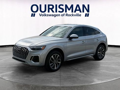Used 2023 Audi Q5 2.0T Premium Plus w/ Premium Plus Package AWD/4WD image 2