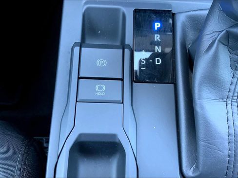 Used 2025 Toyota Tacoma SR image 35