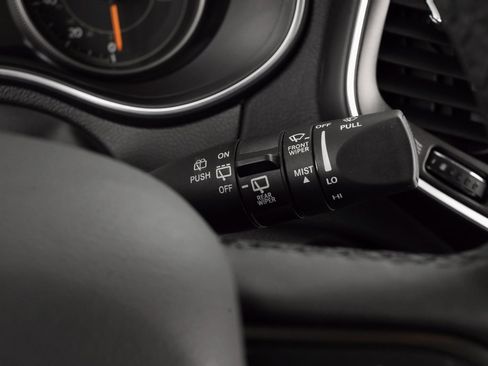 Certified 2021 Jeep Cherokee Trailhawk image 26