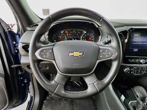 Used 2023 Chevrolet Traverse LT AWD/4WD image 12