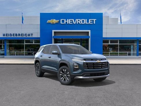 New 2027 Chevrolet Equinox LT w/ Convenience Package II FWD image 1