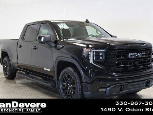 Used 2024 GMC Sierra 1500 Elevation w/ Elevation Premium Package AWD/4WD image 1