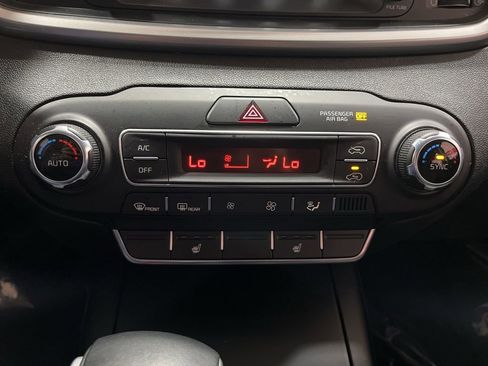 Used 2020 Kia Sorento LX w/ LX I4 Convenience Package AWD/4WD image 28