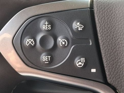 Used 2015 Chevrolet Tahoe LTZ AWD/4WD image 22