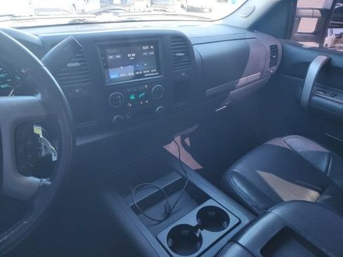 Used 2008 Chevrolet Silverado 2500 LT w/ 2LT Convenience Package RWD image 28