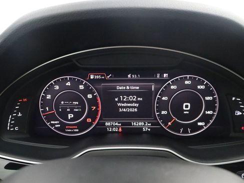 Used 2017 Audi Q7 3.0T Prestige w/ Prestige Package image 29