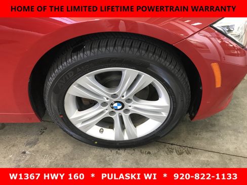 Used 2017 BMW 330i xDrive Sedan AWD/4WD image 3
