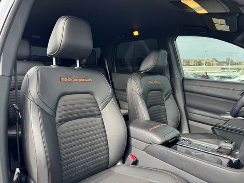 Used 2025 Nissan Pathfinder Rock Creek image 29