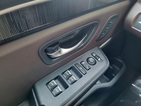 Used 2025 Honda Pilot Elite image 24